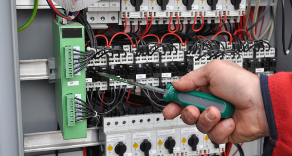 Quel est le coût d'installation d'un contacteur jour nuit ?